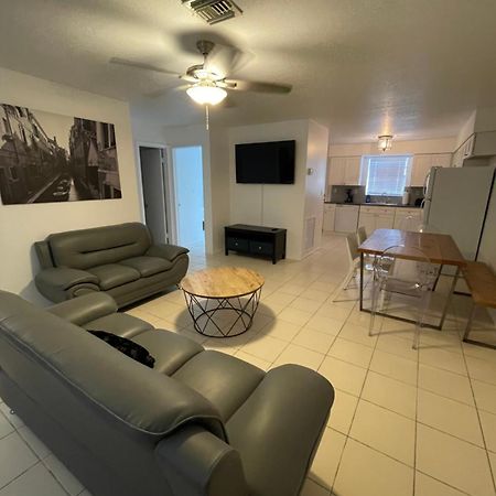 Cozy Downtown Apartments On Water Fort Lauderdale Exteriör bild