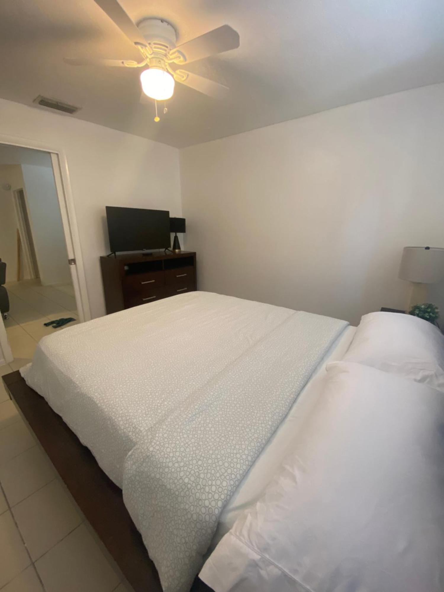 Cozy Downtown Apartments On Water Fort Lauderdale Exteriör bild